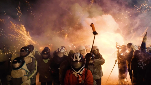 One of the Most Dangerous Festivals: Yanshui Beehive Fireworks